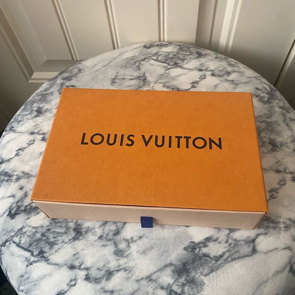 Louis Vuitton wallet box